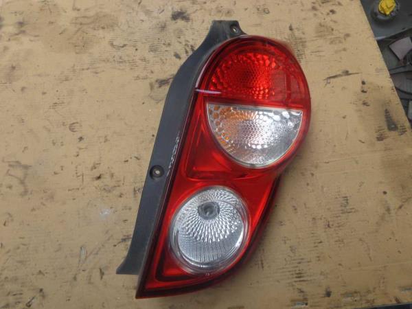 FEU ARRIERE DROITE CHEVROLET SPARK - Vue 1